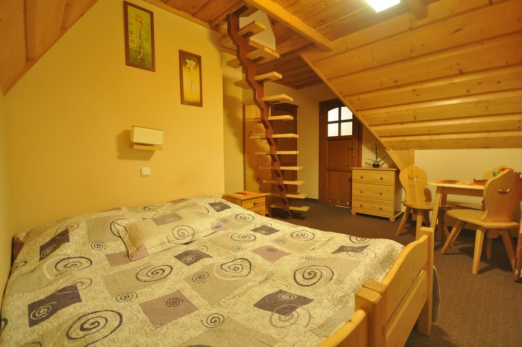 Willa Marysienka Bed & Breakfast Zakopane Bilik gambar